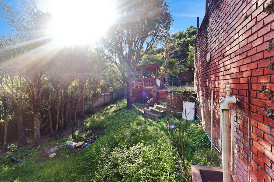 To Let 4 Bedroom Property for Rent in Beacon Bay Eastern Cape